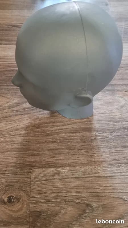 Tête de mannequin aimantée photo 3