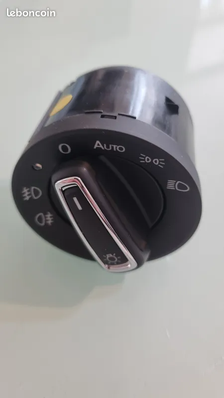 Interrupteur d'éclairage Bouton De Lampe Antibrouillard Pour Interrupteur De Phare Automatique Chromé, Convient Pour Golf MK5 MK6 5ND 941 431 B Interrupteur de phare de voiture