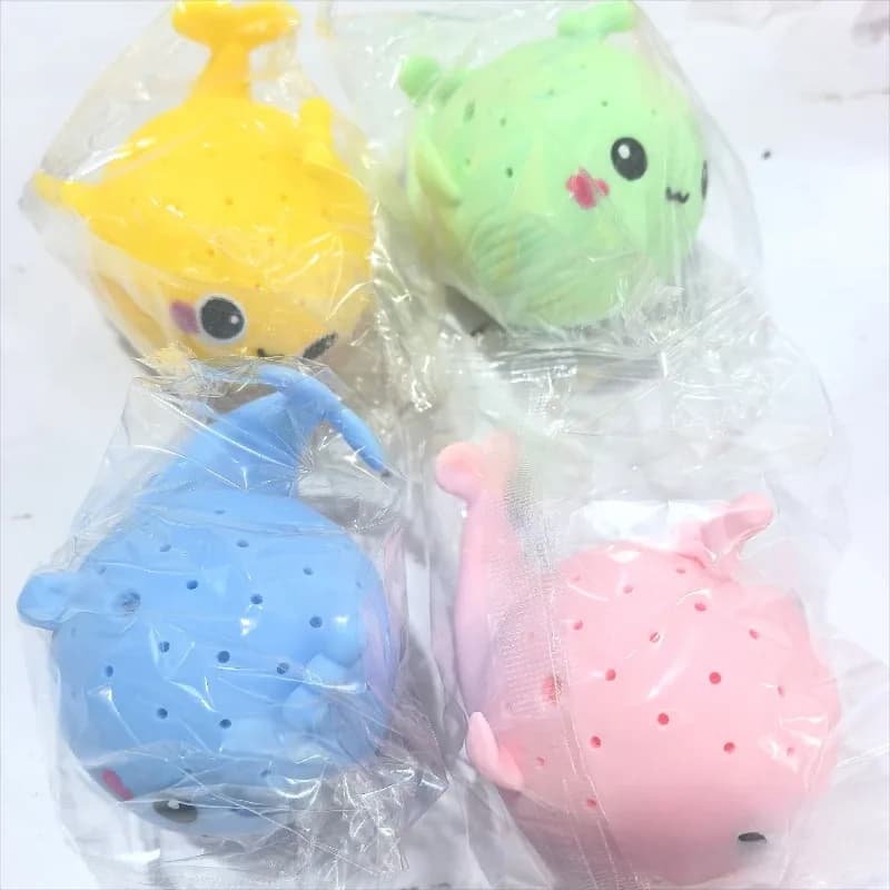 Jouets de bain baleines squishy - lot de 4 - enfant Maxi Trouvaille photo 3
